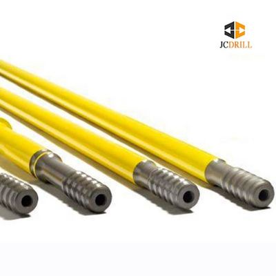 comprar Estação de perfuração de poços de água com sistema de viagem de rastreador de aço e motor WEICHAI DEUTZ 256KW Fabricação em linha
